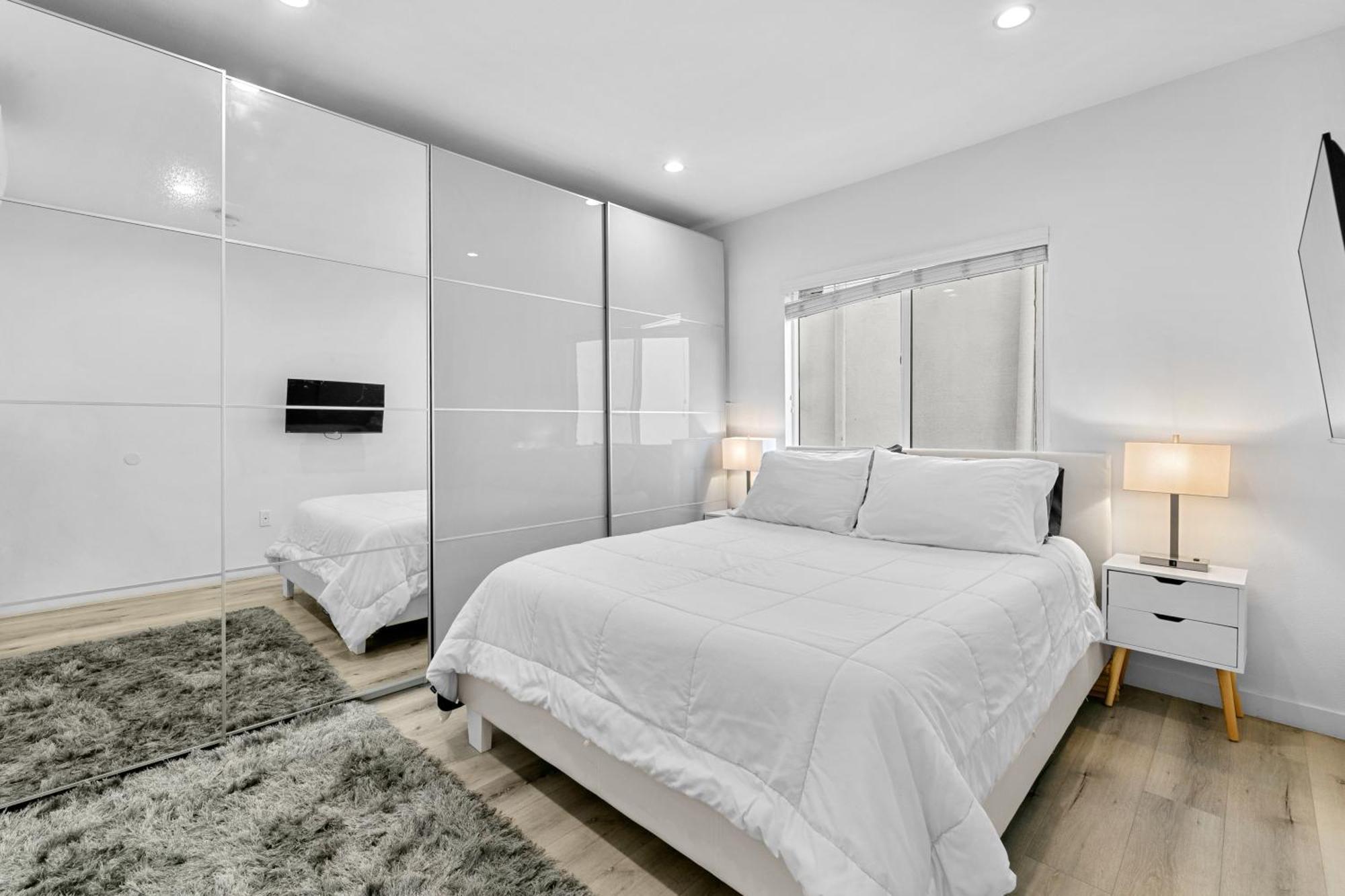 Muirfield Chic City Bungalow With Parking Los Angeles Eksteriør billede